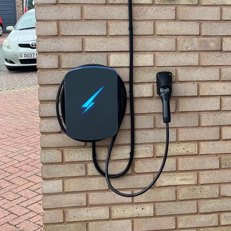 EV charge point installed in Lower Broadheath EV charge point installed in Lower Broadheath